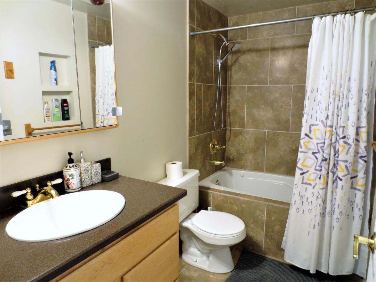 Entire Huge Basement! Fast Wifi! Private Entrance! Villa Salt Lake City Luaran gambar